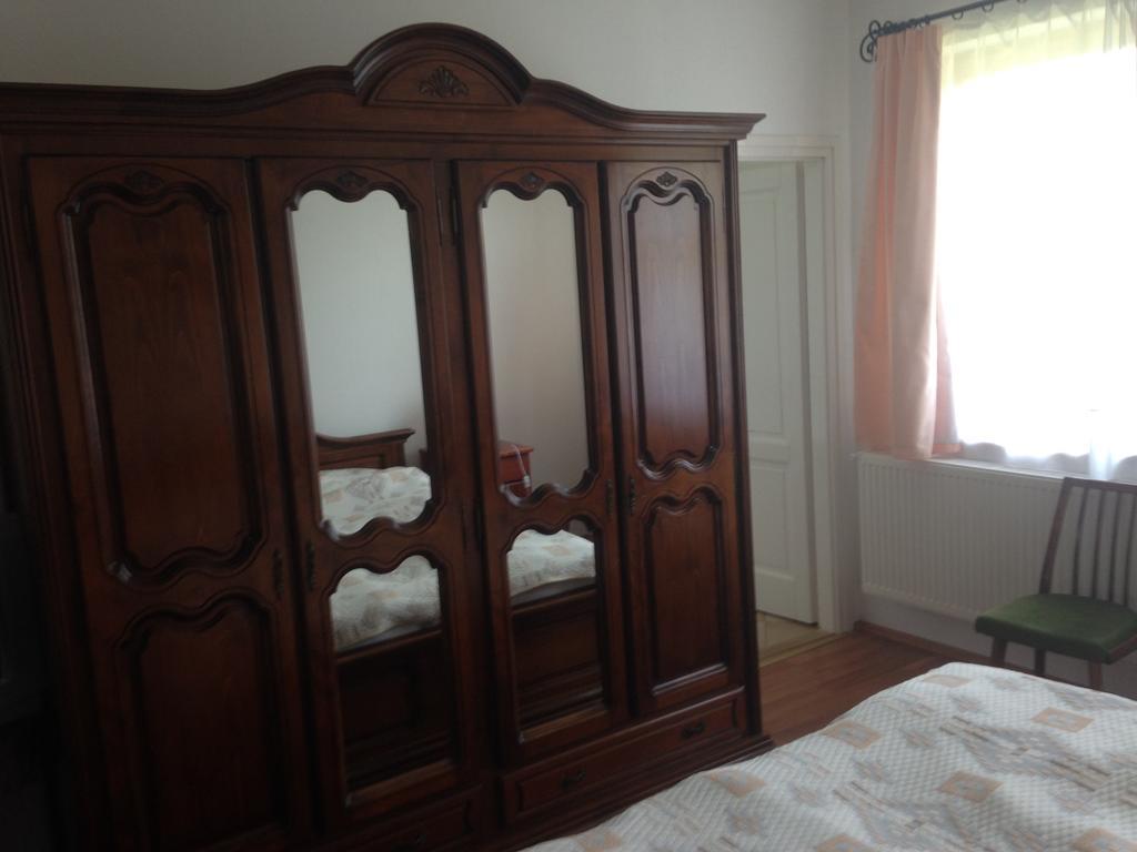 Koelcsey Kuria Vendeghaz Hotel Szatmárcseke Buitenkant foto